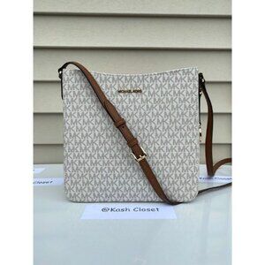 Michael Kors crossbody messenger bag large jet set MK signature purse vanilla